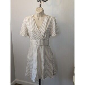 Davi & Dani Striped V-Neck Mini Dress White Gray Size Medium